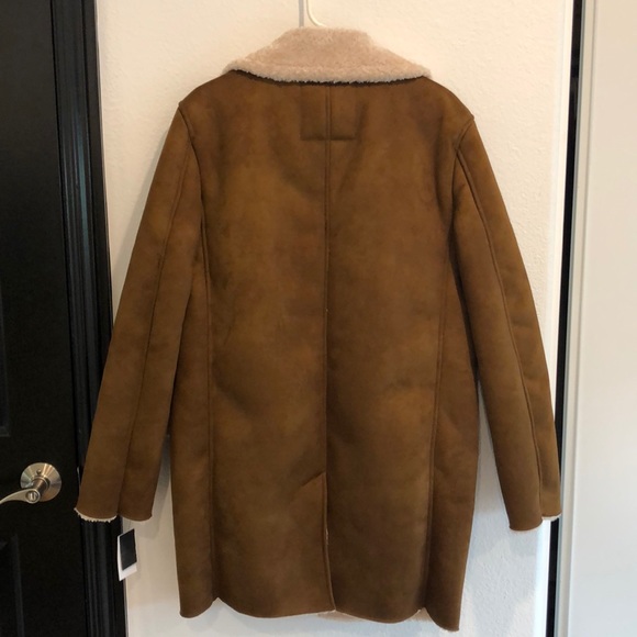 FLASH SALE: New DKNY Faux Shearling Jacket - Picture 4 of 5